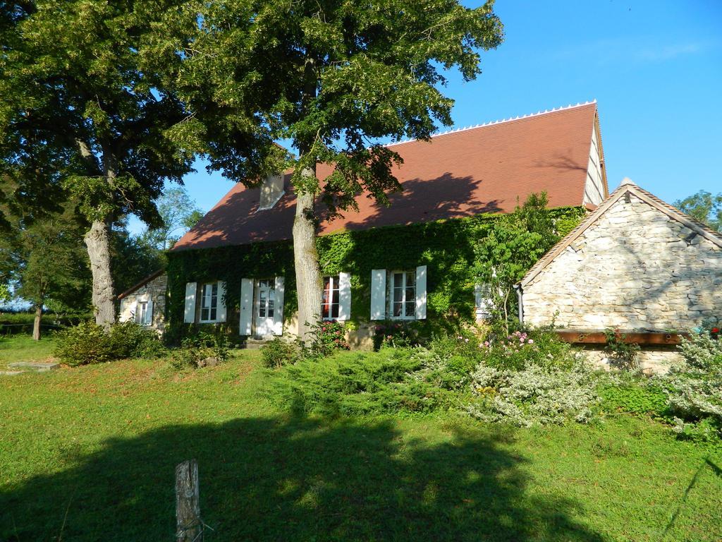 Meubles De Tourisme La Reserve Saint-Pierre-les-Bois Esterno foto